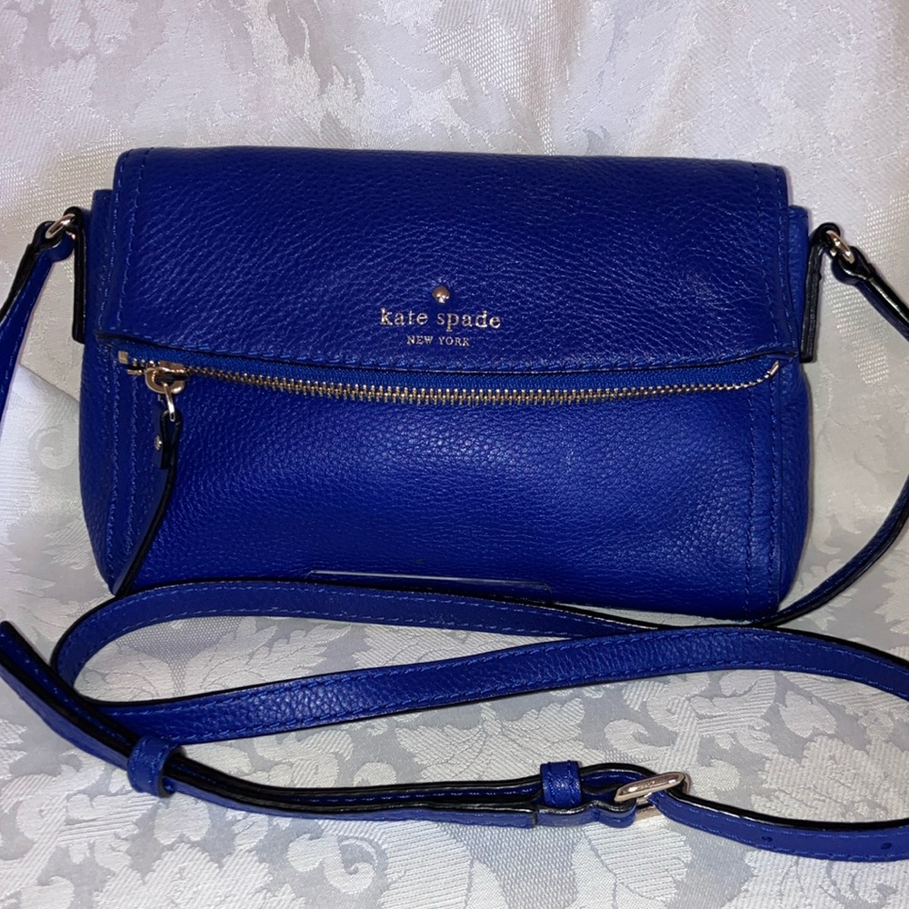 Kate Spade EUC Cobble Hill Mini Carson Crossbody NEW PRICE!!